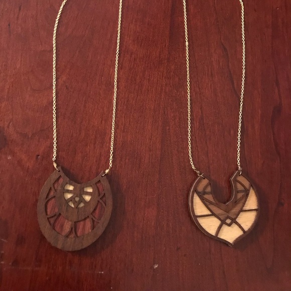 Necklace - Picture 1 of 8
